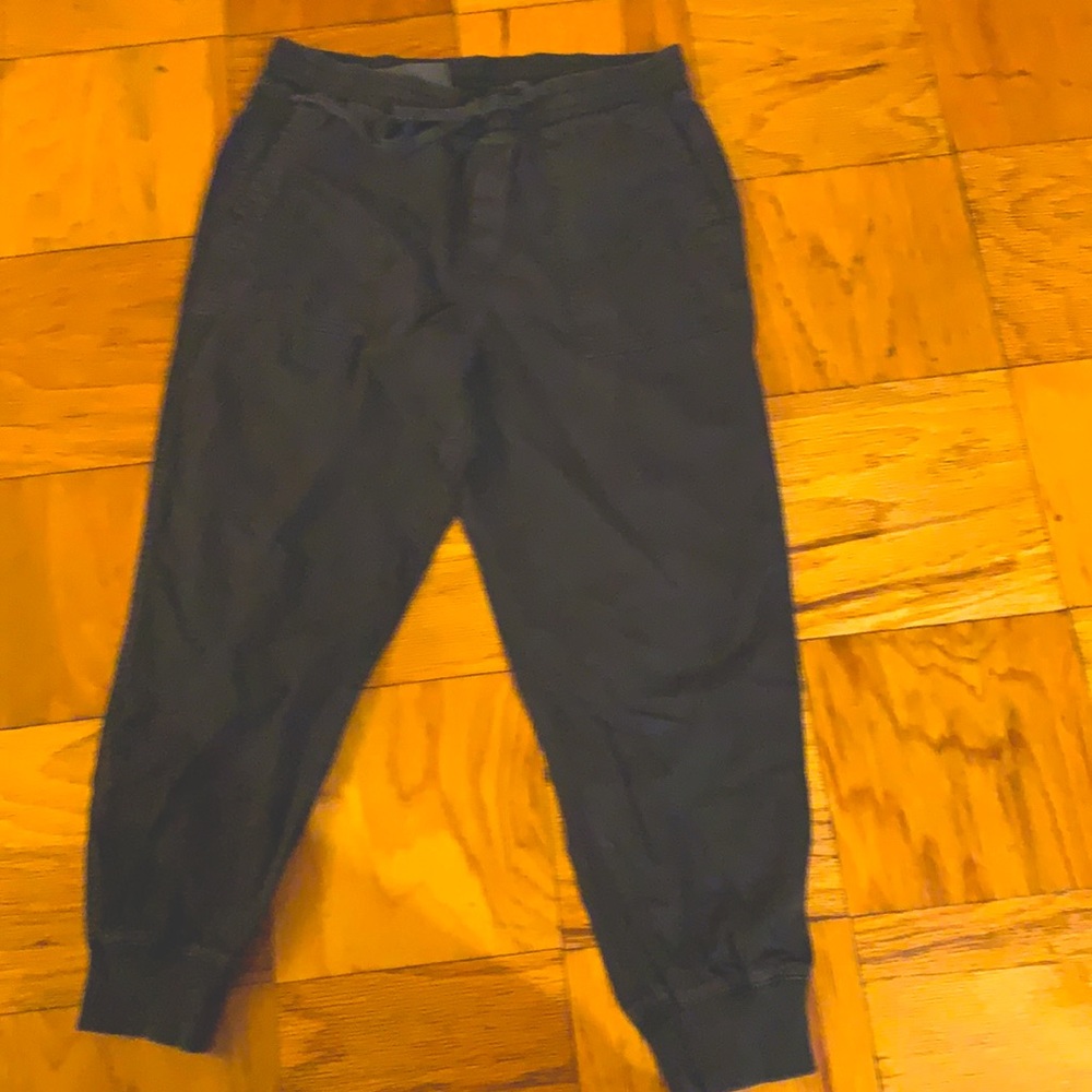 Women’s jogger pants